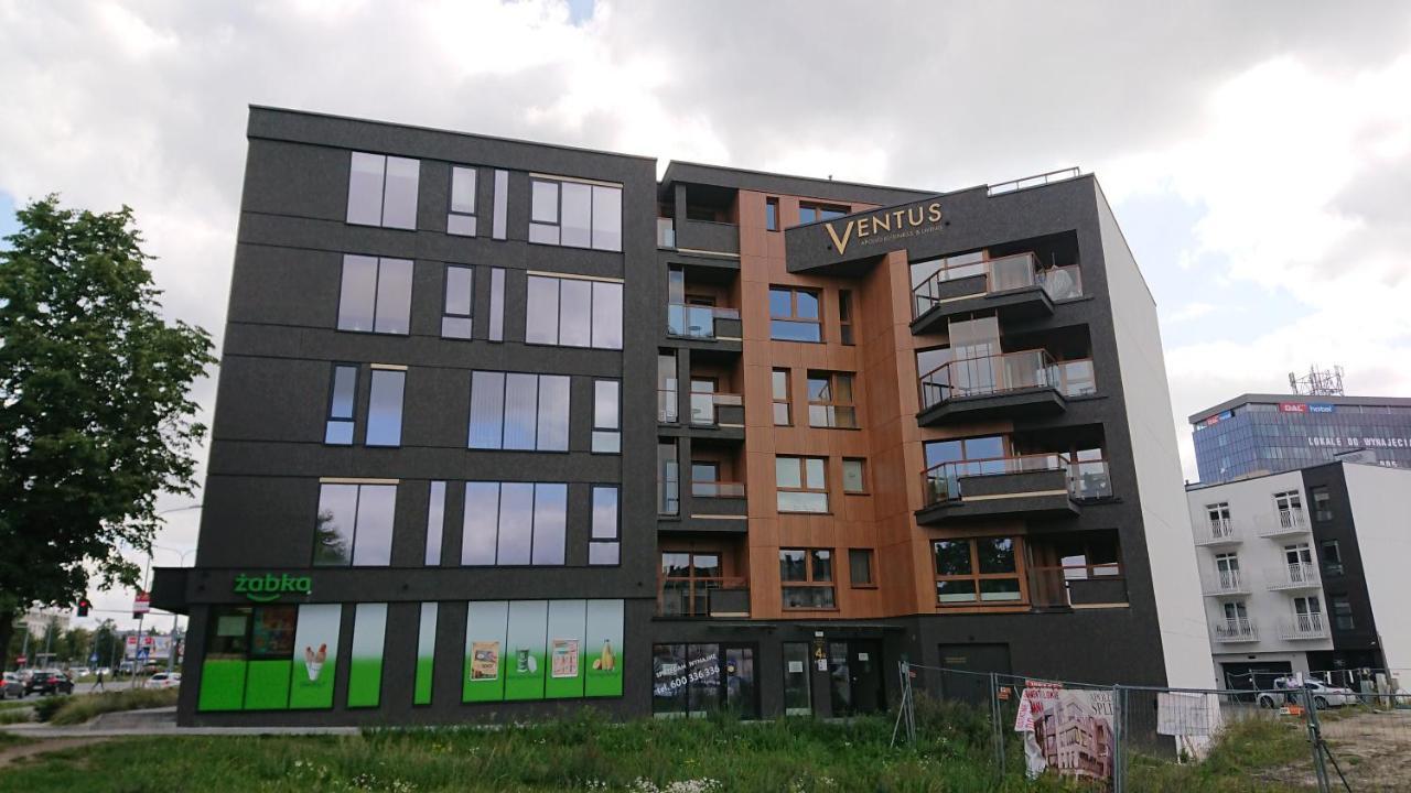 Apartamenty Color - Niebieski Κίελτσε Εξωτερικό φωτογραφία